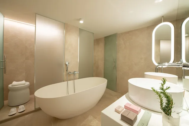 Suite, Double Bed, Sea Front, Shared Pool, 2 Sofa، Mitsis Selection Rinela 2/2