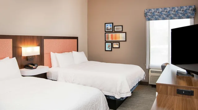 غرفة بسريرين مزدوجين، Hampton Inn Cleveland Solon Oh 4/9