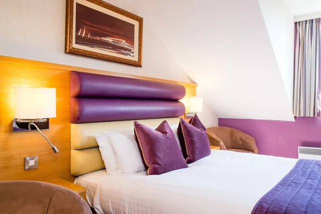غرفة قياسية بسرير مزدوج، The Abbey Hotel Golf & Spa 3/5