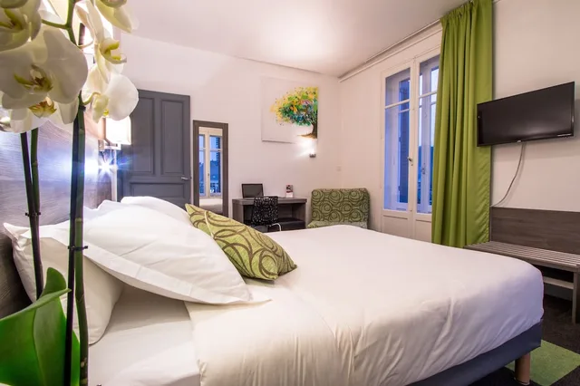غرفة سوبيريور بسرير مزدوج، COMFORT HOTEL ACTUEL CHAMBERY CENTRE 2/10