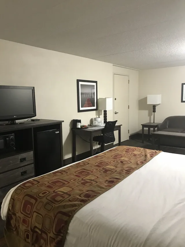 Standard, King Bed, Large, Best Western Kelly Inn 3/5