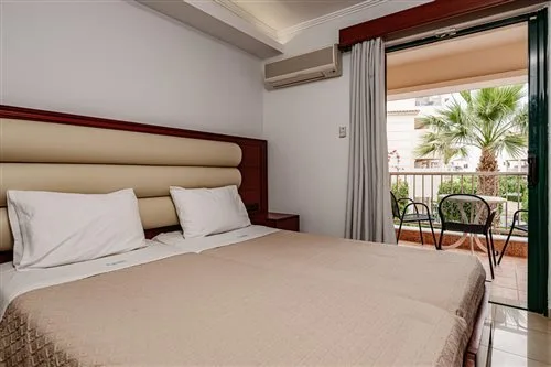 دوبلكس عائلي، Caretta Beach Resort & WaterPark 1/2