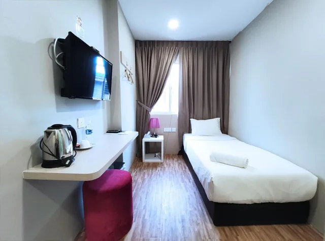 Single, Princess Hotel Pontian 7/9