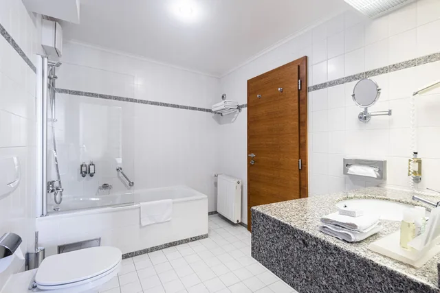 Tower, Suite, King Bed، Grand Hotel International 8/8