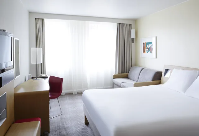 غرفة تنفيذية بشرفة، Novotel Athenes 7/10