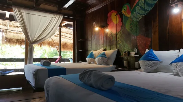 جناح جونيور بسريرين كوين بإطلالة على البحر، Eco Cabanas Blue Kay 1/6
