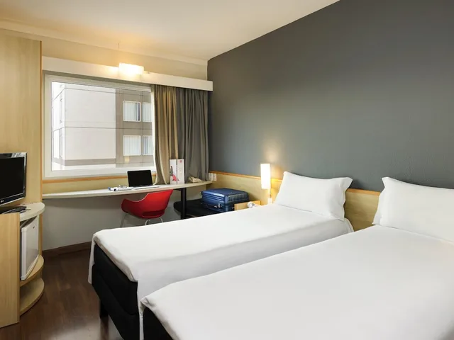 غرفة قياسية بسريرين منفصلين، Slim Hotel Campinas 1/10
