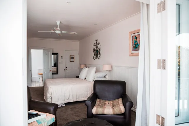 Room, King Bed, Water Front، Duke of Marlborough 3/3