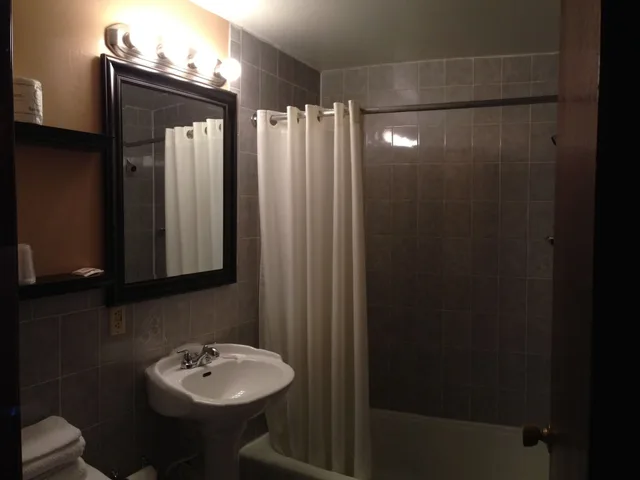 غرفة بسريرين مزدوجين، Moonlite Motel Niagara Falls 2/2