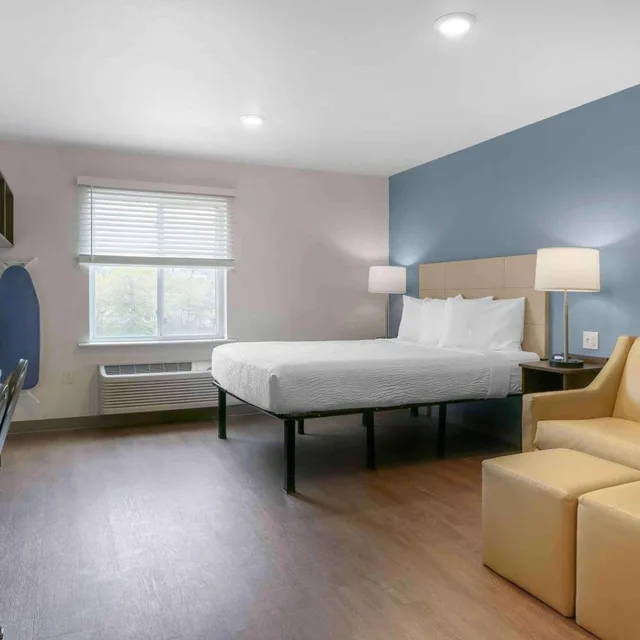 استوديو ديلوكس بسرير كوين، Extended Stay America Suites - Providence 4/6