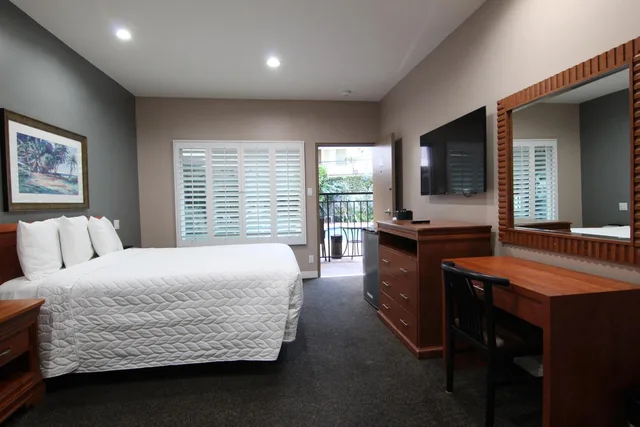 غرفة بسرير كوين لذوي الإعاقة، Dunes Inn Wilshire 4/9