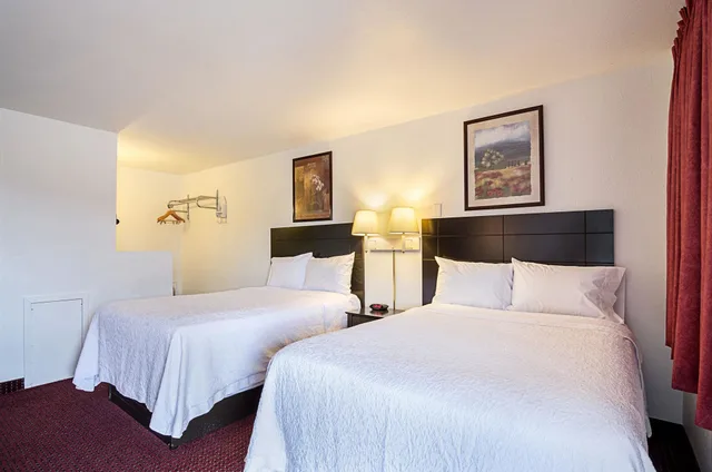غرفة قياسية بسريرين كوين، Rodeway Inn Liberal 1/2