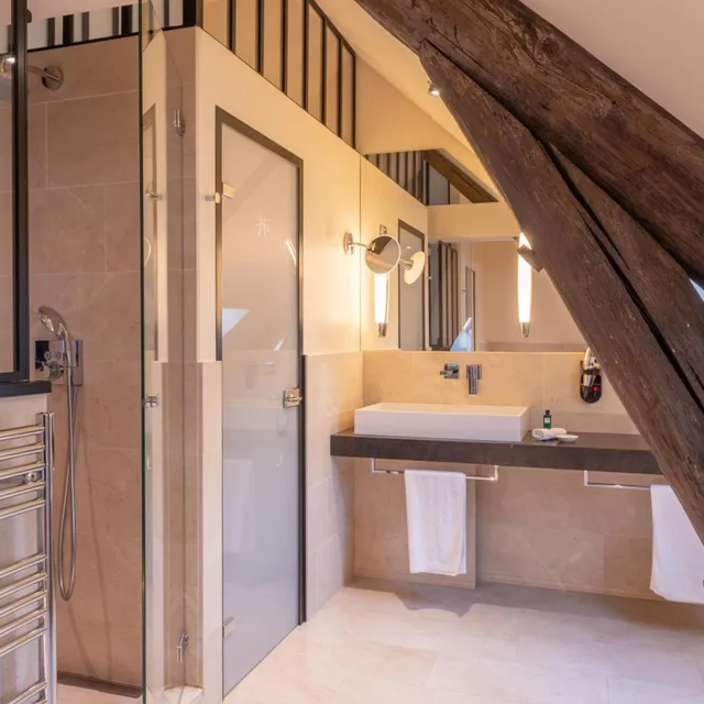 جناح مع أريكة، L Hotel de Beaune 3/5