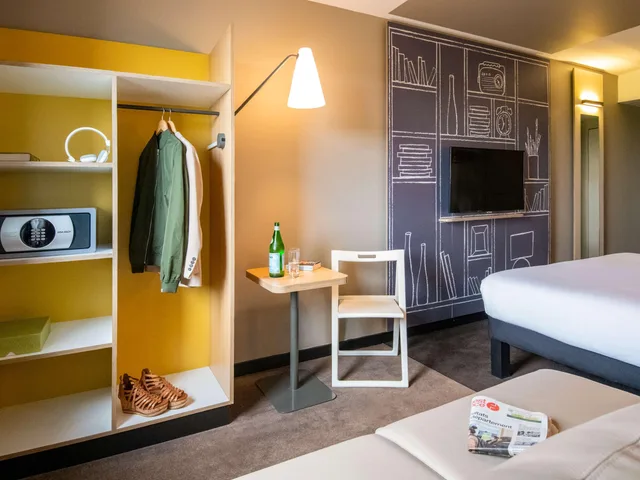 غرفة عائلية بسرير مزدوج، Ibis Pontorson Baie Du Mont-Saint-Michel 7/10