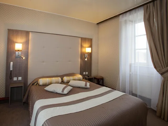 غرفة قياسية، Citotel Le Challonge 1/1