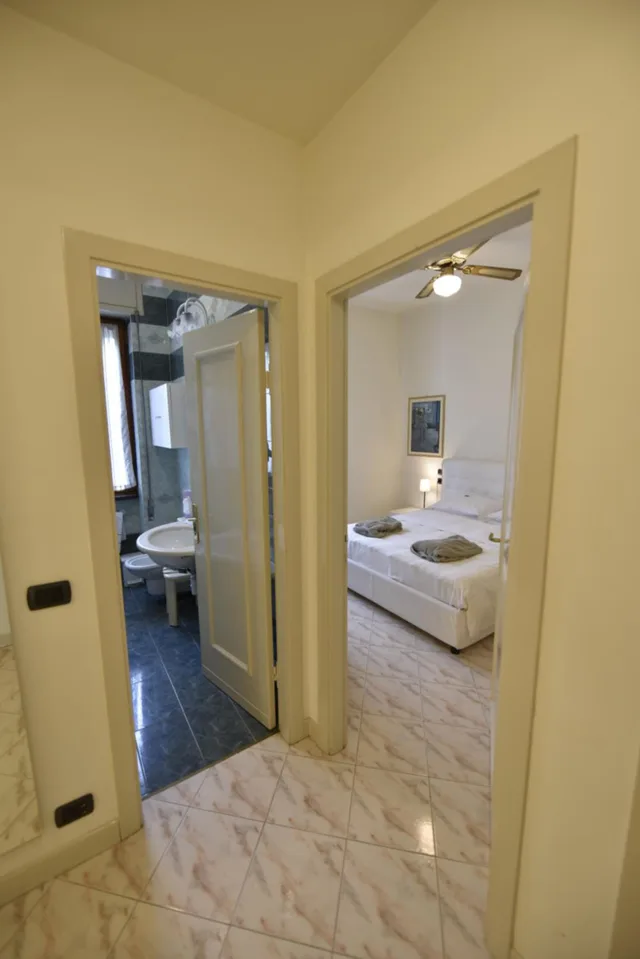 غرفة عائلية بحوض استحمام، HOTEL VILLA KINZICA 4/5