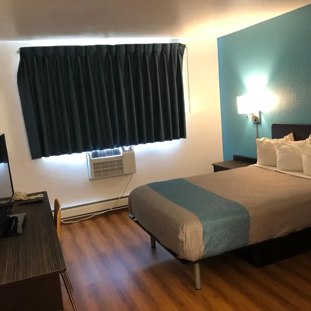 غرفة بسرير مزدوج، Days Inn by Wyndham La Crosse 8/10