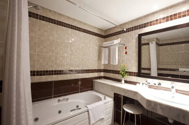 Standard Room Double 2+2، El Mouradi Port El Kantaoui 7/7