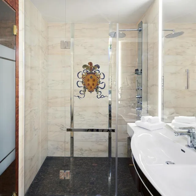 شقة تنفيذية بسرير مزدوج، Living Hotel de Medici By Derag 3/5