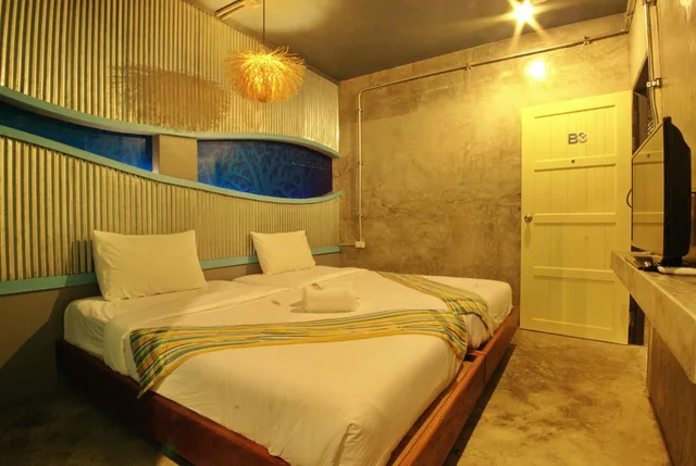 غرفة بسريرين منفصلين، Seabox Khaolak Hostel 1/2