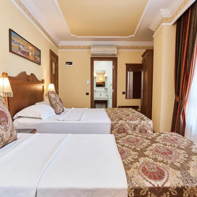 غرفة ثلاثية، Best Western Empire Palace 2/10