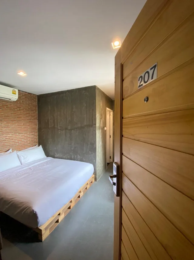 غرفة بسرير كينج وسرير كوين، Triple B Sleep And Relax 2/3