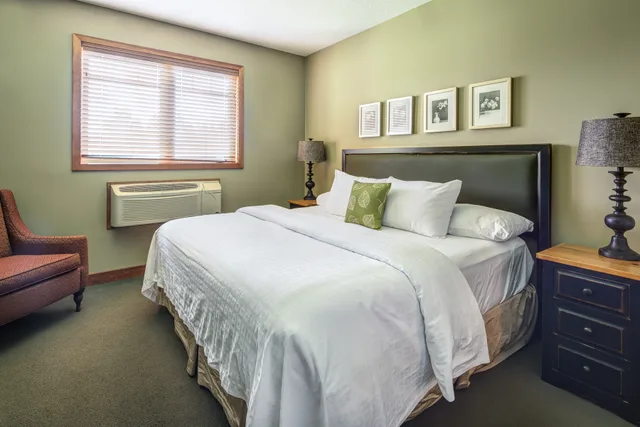 جناح بغرفتي نوم بإطلالة، Bighorn Meadows Resort 2/4