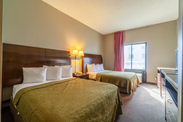 جناح بسريرين كوين لذوي الإعاقة، Ark Suites By OYO Jonesboro I-555 1/4