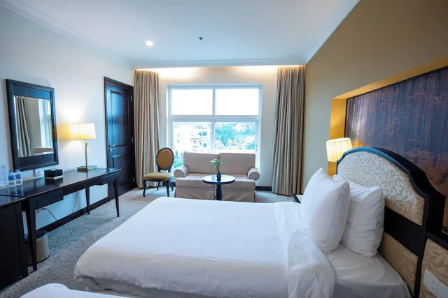 غرفة ديلوكس بسرير كوين، La Sapinette Hotel Dalat 1/10