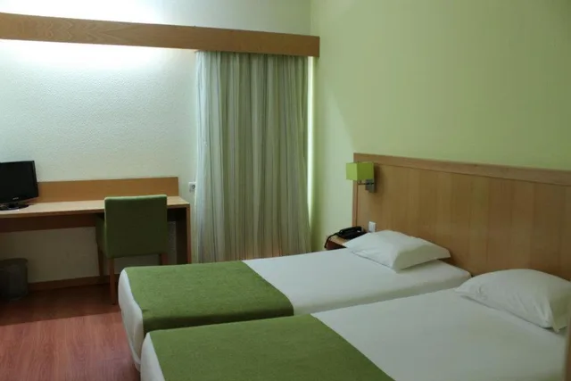 غرفة بسريرين منفصلين، Viseu Garden Hotel 1/4