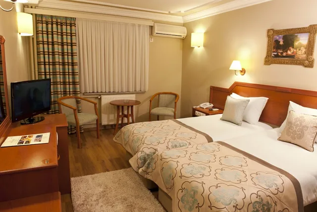 غرفة قياسية بسرير مزدوج، Boyuguzel Thermal Otel 2/5