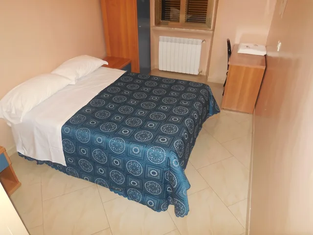 غرفة أساسية بسرير مزدوج بحمام خاص، Hotel Cressy 4/7