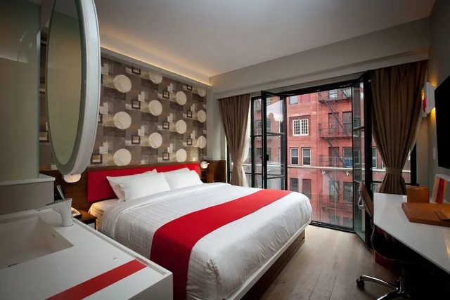 Room, King Bed, City View, French Balcony، NobleDen Hotel 2/5
