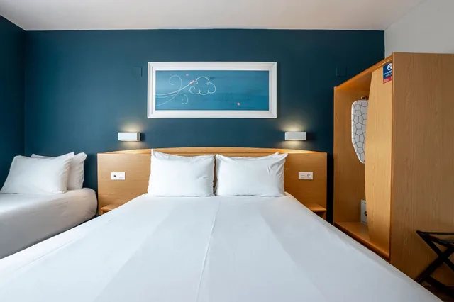 غرفة بسرير مزدوج أو سريرين منفصلين، Travelodge Alicante Puerto 7/10