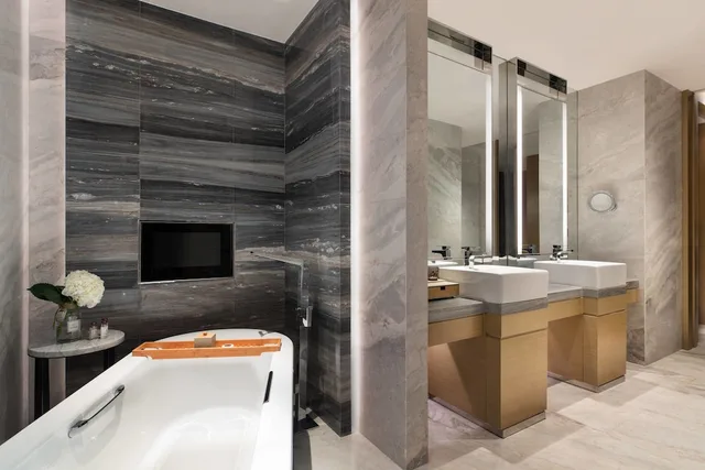 جناح تنفيذي بسرير كينج، Courtyard Shunde Longjiang 8/8