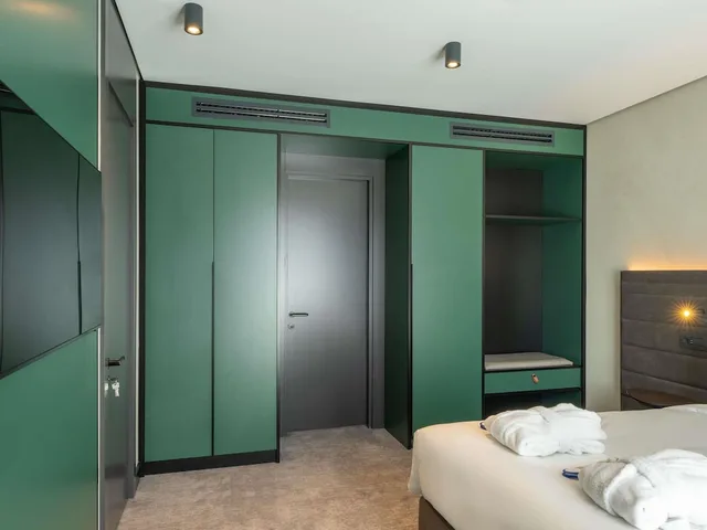 غرفة تنفيذية بسرير كينج، Novotel Tbilisi Center 3/10