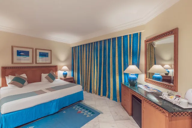 Standard, King Bed, Old Palace Resort Sahl Hasheesh 2/3