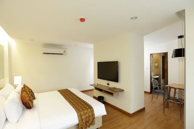 غرفة غراند ديلوكس بسرير مزدوج، S17 @ Nimman Hotel 2/10