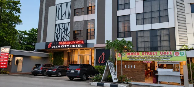 غرفة تُحدَّد عند الوصول، Queen City Hotel 2/3