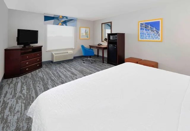غرفة قياسية بسرير كينج، Hampton Inn Suites Dallas Arlington South 3/5