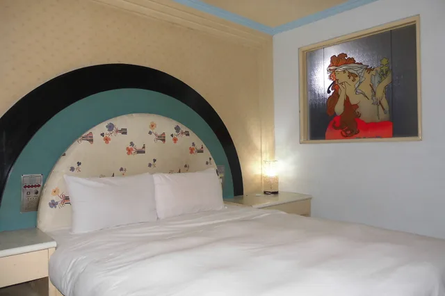 Room, Double Bed, Modern Plaza Hotel 9/10