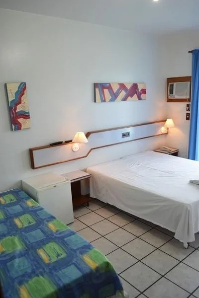 شقة ثلاثية، Kloppel Hotel 1/3
