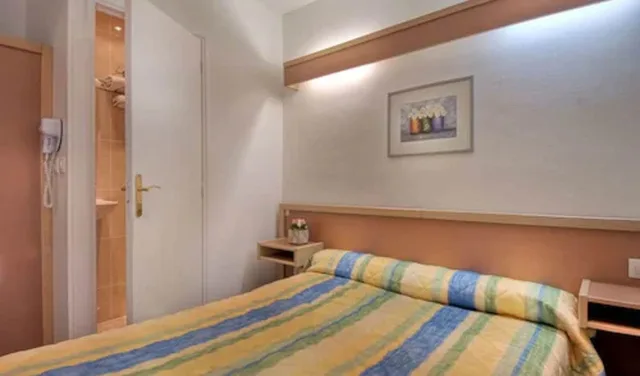 غرفة قياسية بسرير مزدوج، Edgar Quinet Hotel 7/10