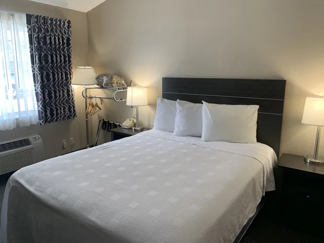 غرفة بسرير كوين لذوي الإعاقة، Blackjack Inn South Lake Tahoe 1/8