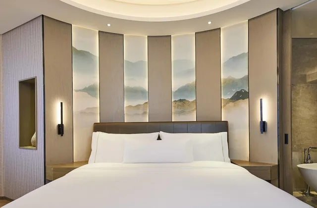 غرفة كلوب بسرير كينج، Westin Wenzhou 2/5