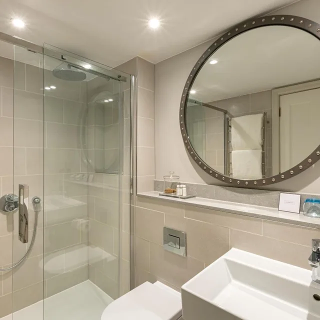 جناح، Bristol Harbour Hotel And Spa 5/5