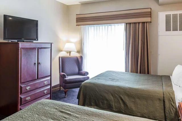 جناح بسريرين كوين، Holiday Inn Clarkston - Lewiston 1/2