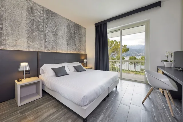 غرفة ديلوكس بسريرين منفصلين بإطلالة على البحيرة، Park Hotel Casimiro Village 4/10