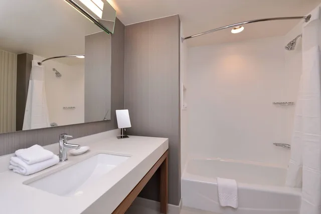 غرفة بسريرين مزدوجين لذوي الإعاقة، Courtyard By Marriott Toledo North 3/4
