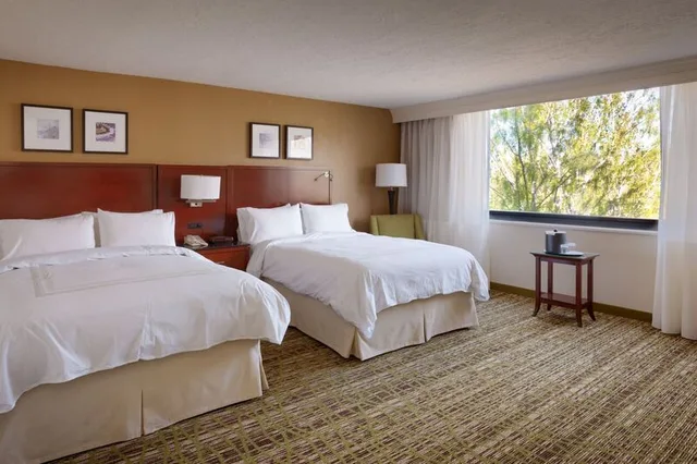 غرفة قياسية، Marriott University Park 3/6